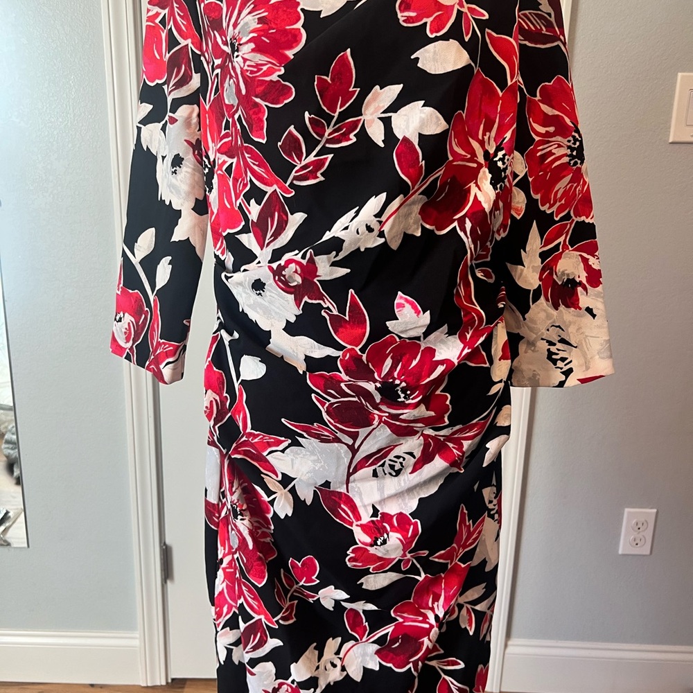White House Black Market Floral Long Sleeve Dress